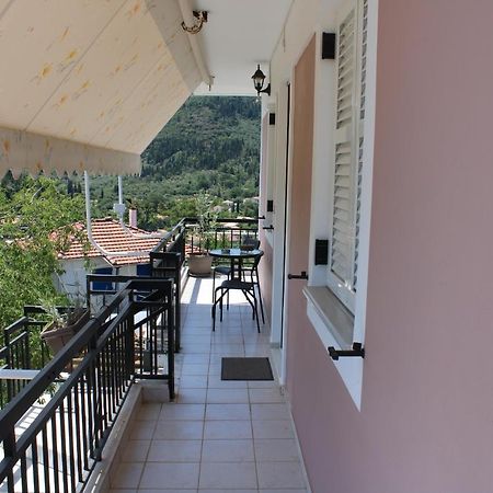Casa Serena Asprogerakata Esterno foto
