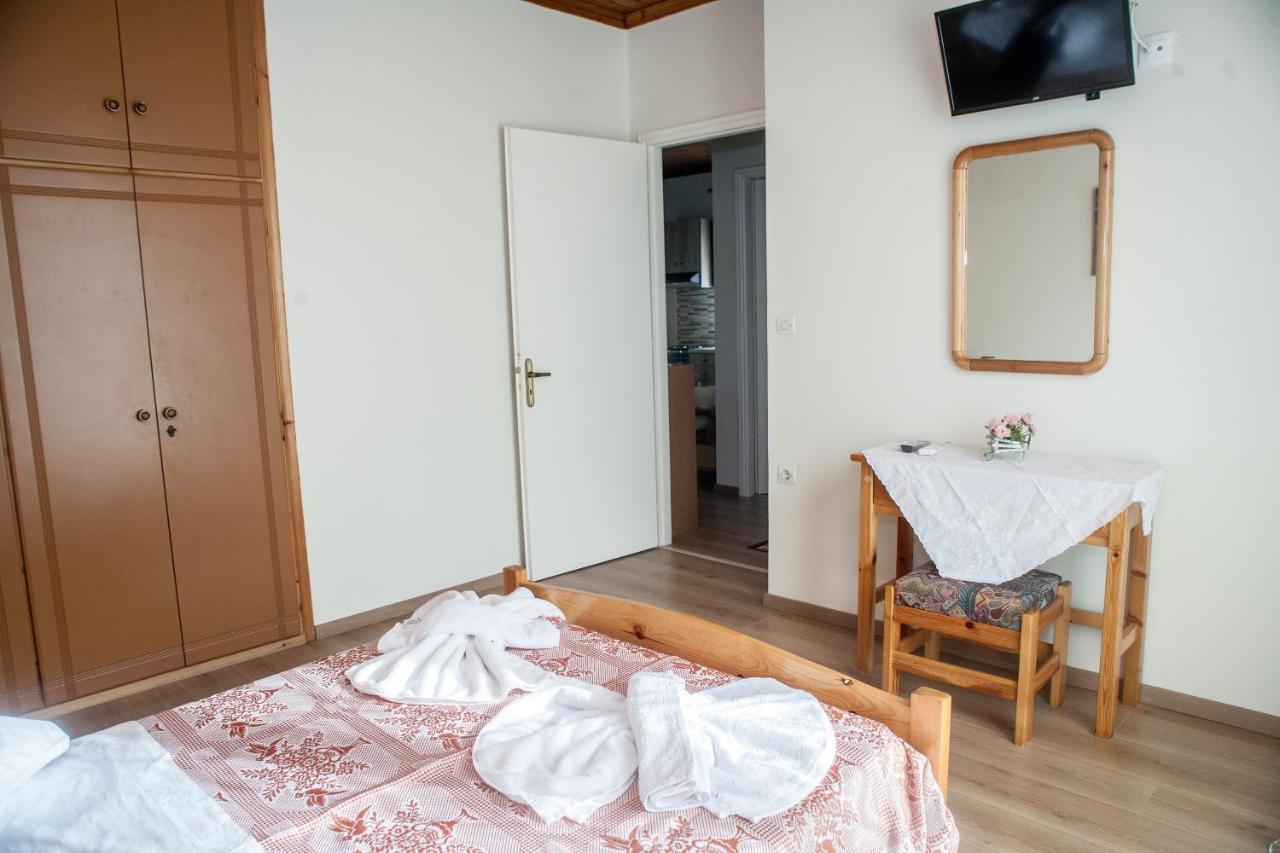 Casa Serena Asprogerakata Esterno foto