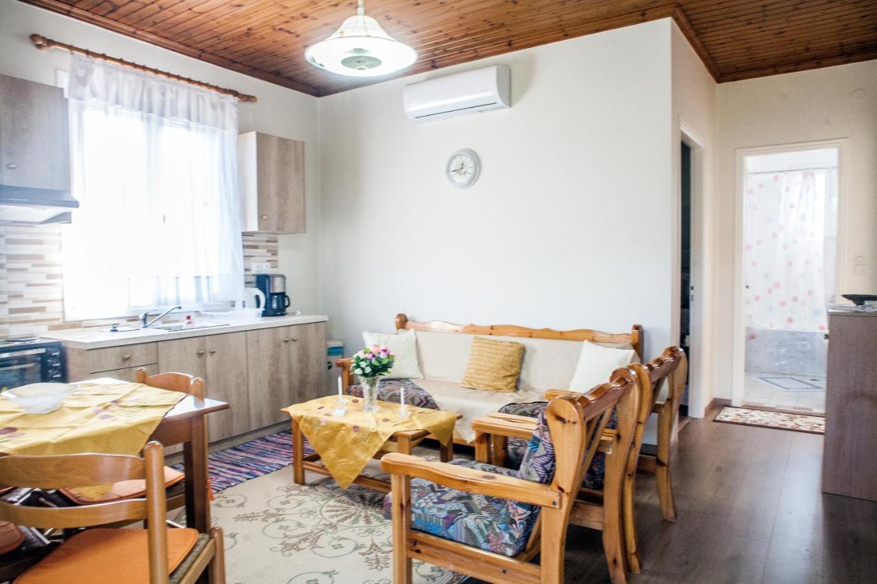 Casa Serena Asprogerakata Esterno foto